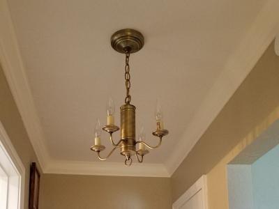 Tankard Chandelier with 4 arms in antique brass